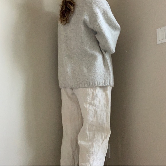 ZARA Grey knit sweater - Picture 2 of 3